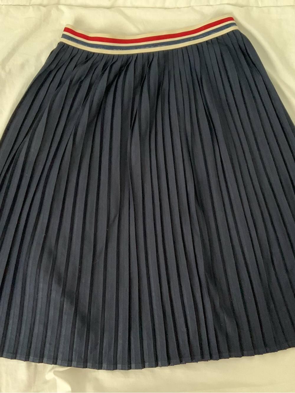 Navy Pleated Midi Skirt with Red-Trim Elastic Waistband